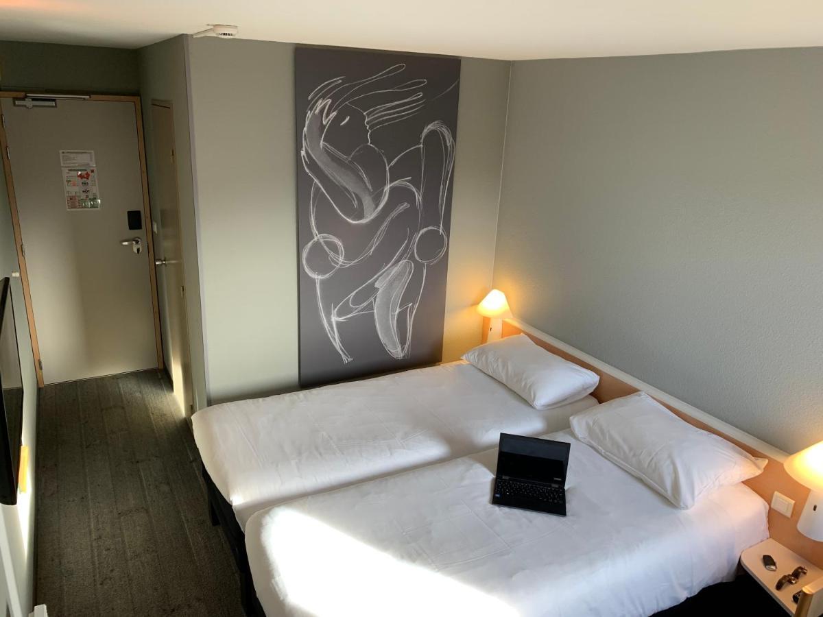 Ibis Auray Hotel Exterior photo