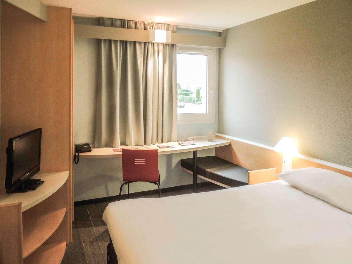 Ibis Auray Hotel Exterior photo